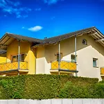 Apartman Melosine *
